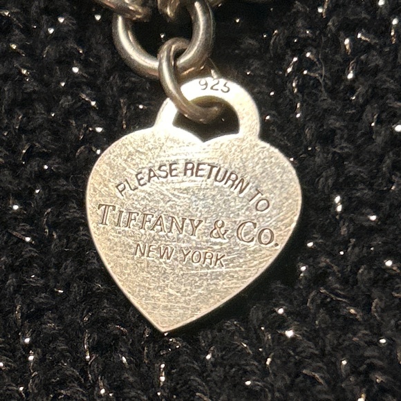 Tiffany & Co silver chain heart charm bracelet - Picture 4 of 4